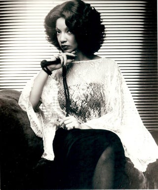 Item #31834 Signed Photograph. Linda CLIFFORD