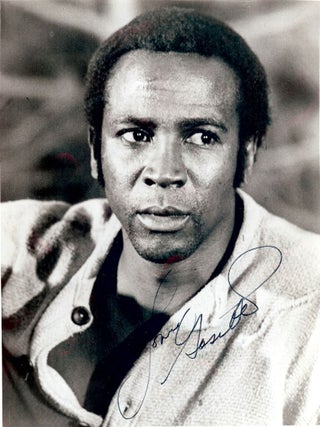 Item #31845 Signed Photograph. Lou GOSSETT