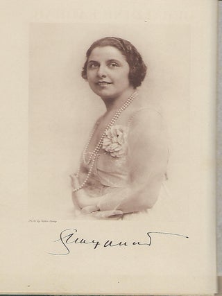 GERALDINE FARRAR: THE STORY OF AN AMERICAN SINGER BY HERSELF.
