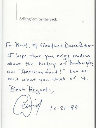 SELLING 'EM BY THE SACK: WHITE CASTLE AND THE CREATION OF AMERICAN FOOD.